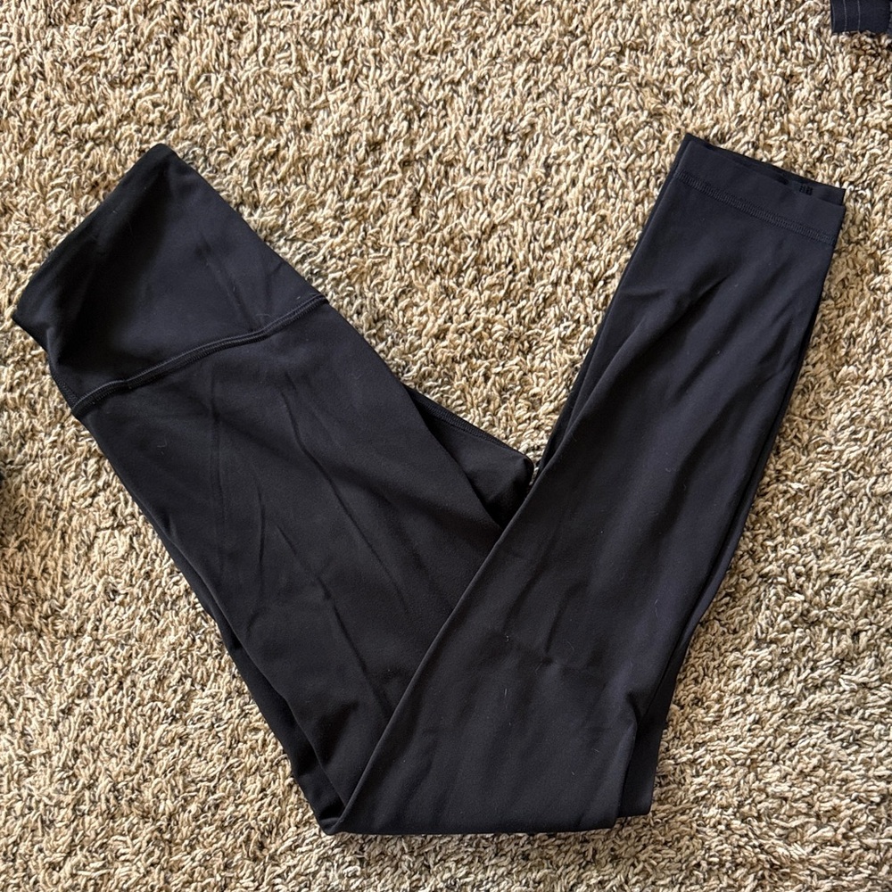 Wunder Under Leggings in Nulu fabric